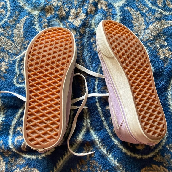 Vans - Picture 3 of 3